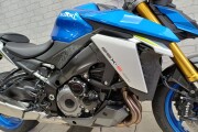 SUZUKI GSX-S1000