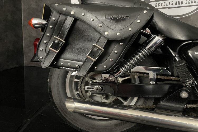 TRIUMPH BONNEVILLE AMERICA