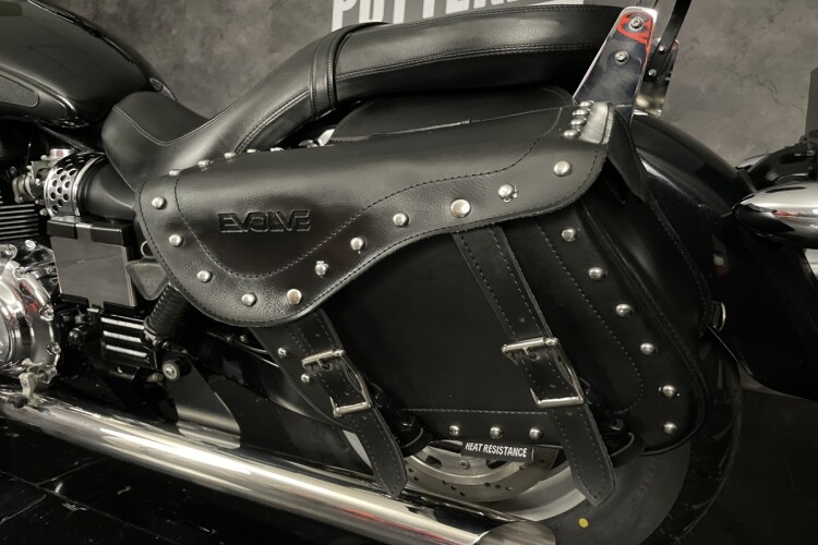 TRIUMPH BONNEVILLE AMERICA