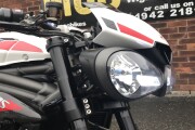 TRIUMPH SPEED TRIPLE 1050