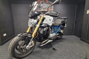 BMW R1200R