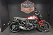 DUCATI SCRAMBLER 800