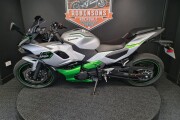 KAWASAKI NINJA 7 HYBRID