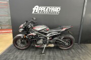 TRIUMPH STREET TRIPLE 765