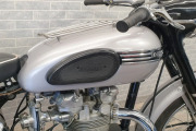 TRIUMPH BONNEVILLE T120