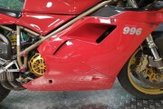 DUCATI 996