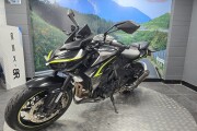 KAWASAKI Z1000R