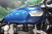 TRIUMPH SPEEDMASTER 1200