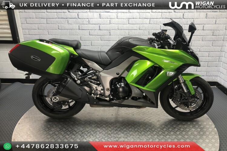 KAWASAKI Z1000SX (ZX1000 GDF)