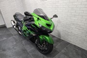 KAWASAKI ZZR1400