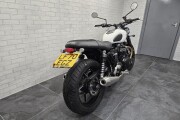 TRIUMPH STREET TWIN