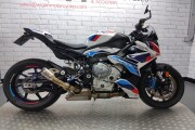 BMW M1000R