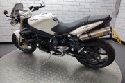 TRIUMPH STREET TRIPLE 675