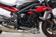 TRIUMPH STREET TRIPLE 675