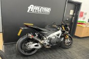 APRILIA TUONO 1100 V4