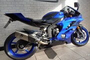 YAMAHA R6