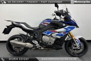 BMW S1000XR