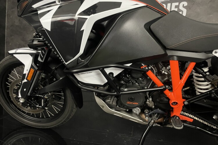 KTM 1290 SUPER ADVENTURE