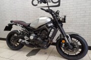 YAMAHA XSR900