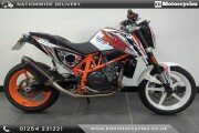 KTM 690 DUKE