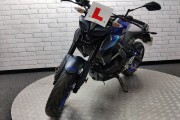 YAMAHA MT-125