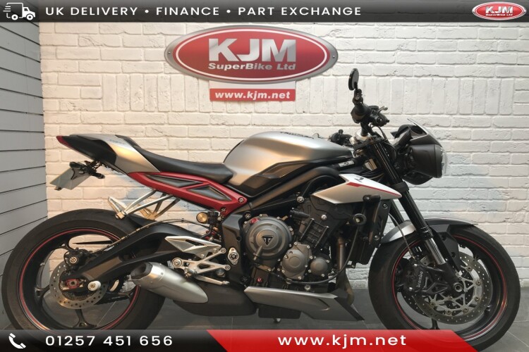 TRIUMPH STREET TRIPLE 765