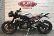 TRIUMPH STREET TRIPLE 765