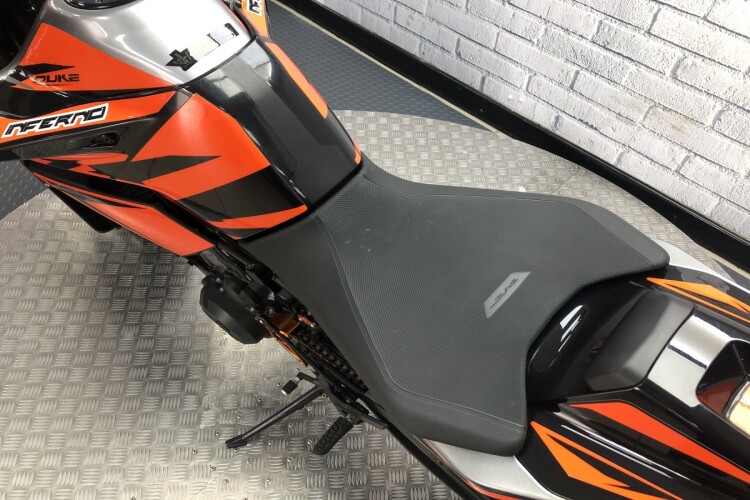 KTM 790 DUKE