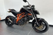 KTM 1290 SUPER DUKE R