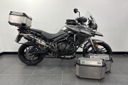 TRIUMPH TIGER 800