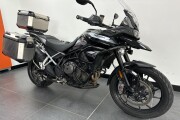 TRIUMPH TIGER 900