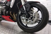 TRIUMPH STREET TRIPLE 765