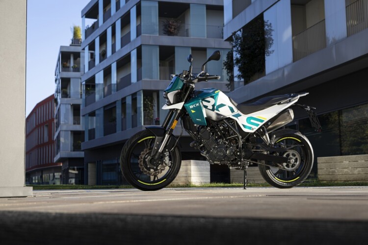 BENELLI BKX 125 S