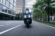 YAMAHA X-MAX