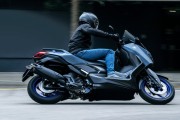 YAMAHA X-MAX