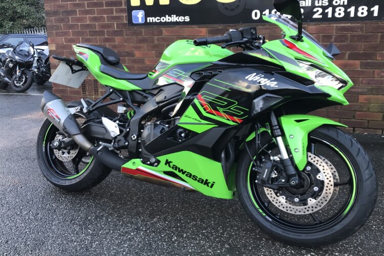 KAWASAKI NINJA ZX-4RR