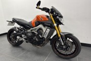 YAMAHA MT-09