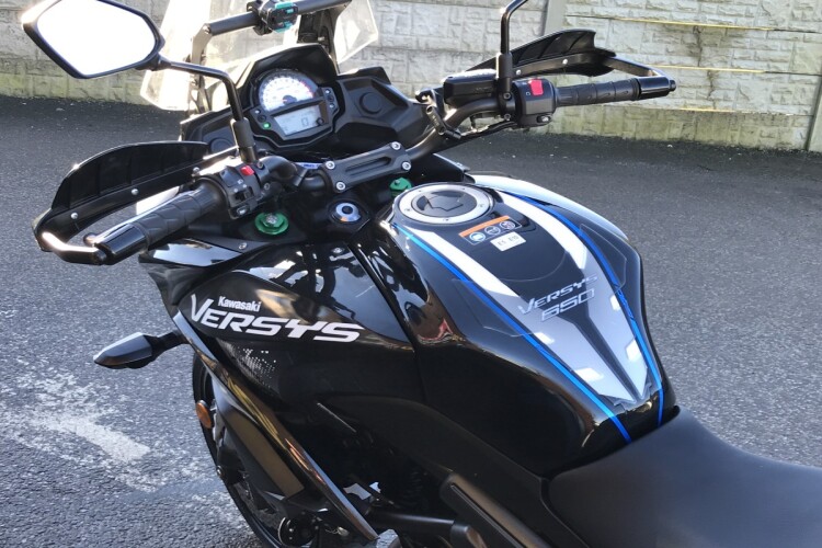 KAWASAKI VERSYS 650