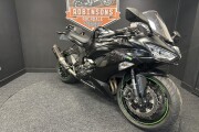 KAWASAKI ZX-6R