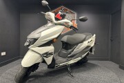 SUZUKI AVENIS 125