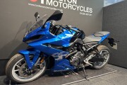 SUZUKI GSX-8R