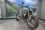 TRIUMPH STREET TRIPLE 765