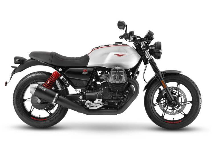 MOTO GUZZI V7