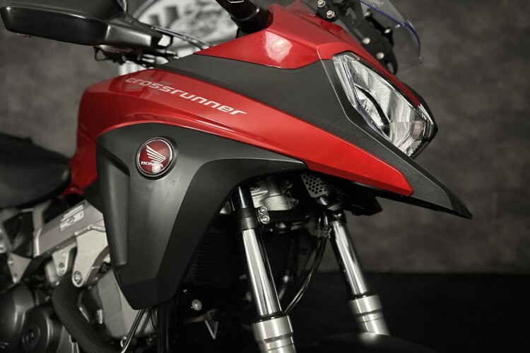 HONDA VFR800X CROSSRUNNER