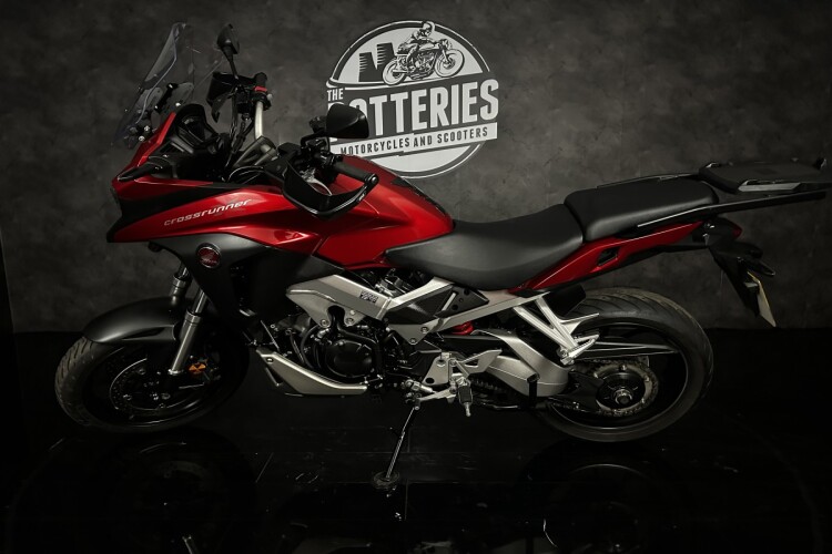 HONDA VFR800X CROSSRUNNER