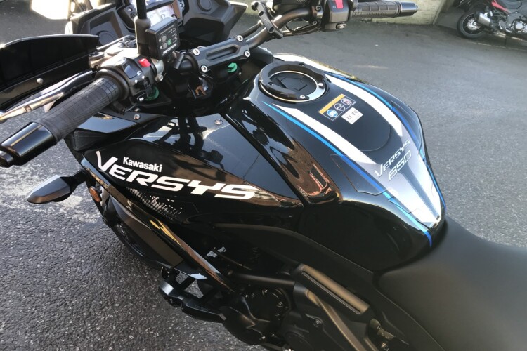 KAWASAKI VERSYS 650