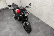 YAMAHA XSR900