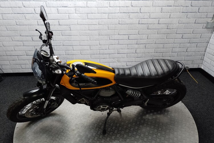 DUCATI SCRAMBLER