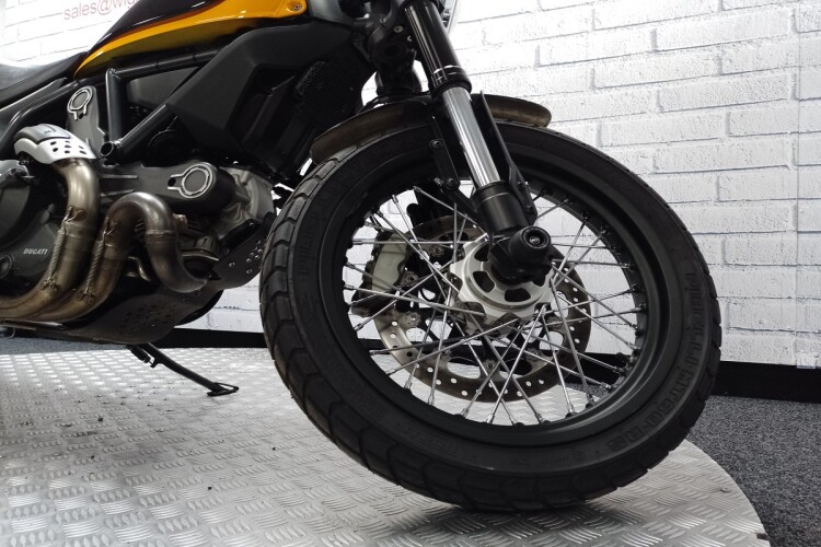 DUCATI SCRAMBLER