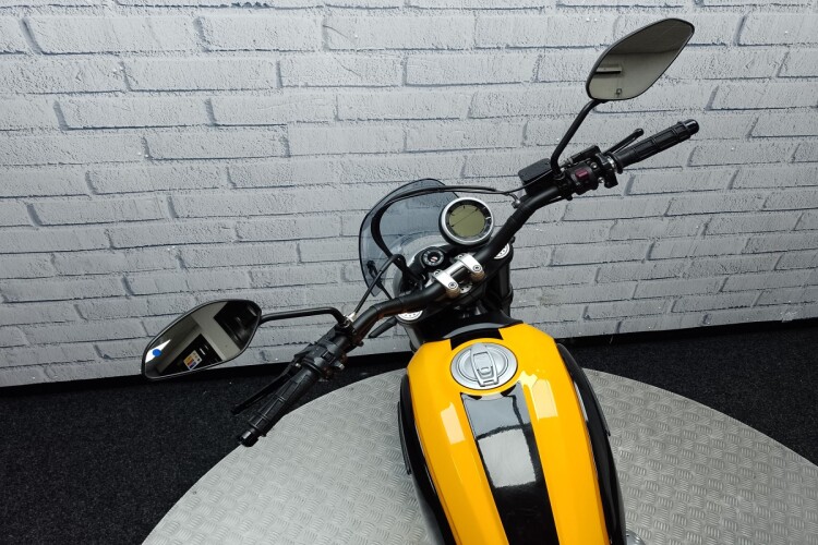 DUCATI SCRAMBLER
